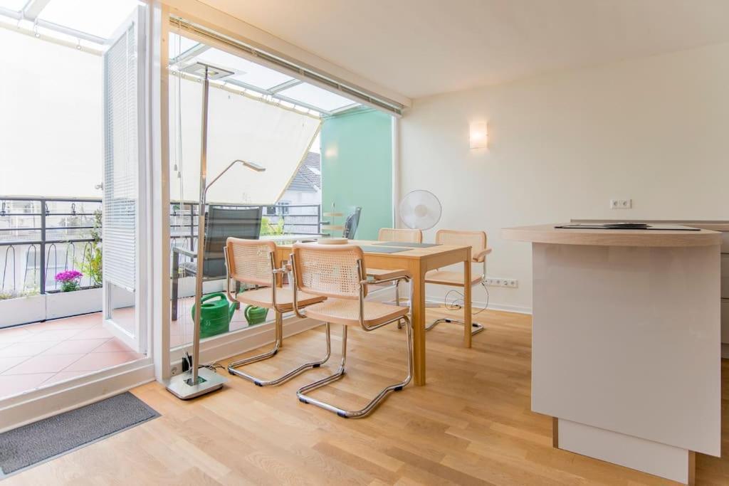 Modernes, Sonniges Appartement Im Herzen Von Duesseldorf מראה חיצוני תמונה